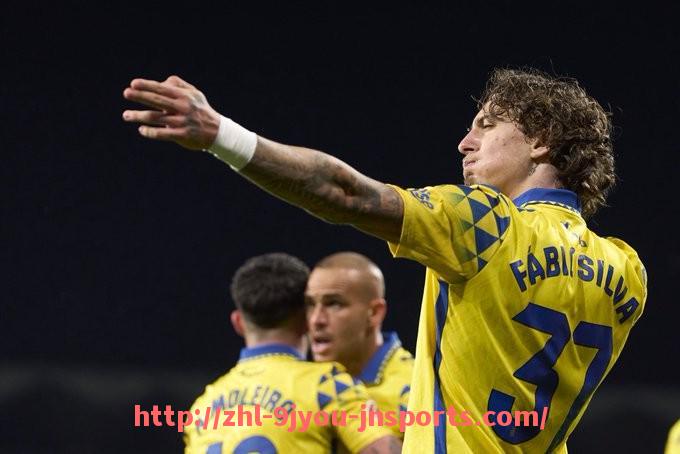 J9九游会登录入口-NBA火箭队球员出场仪式视频与现场实录